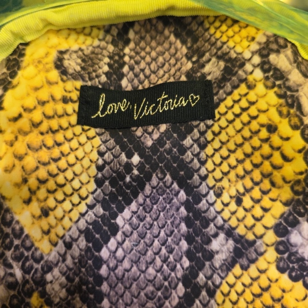 Victorias‎ Secret Girls Neon Green Snake Print Small Backpack - Picture 5 of 9